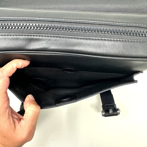 Coach Track Crossbody in Black Leather C2715 - Picture 7 of 9